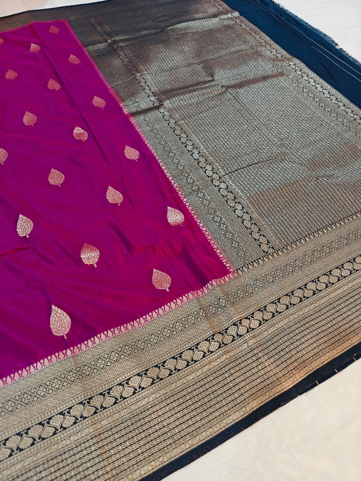 PURPLE COLOUR WITH NAVY BLUE BORDER KHADDI GEORGETTE