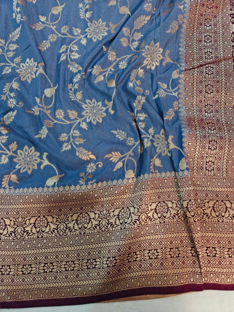 STEEL GREY KHADDI GEORGETTE WITH GARNET BOREDR