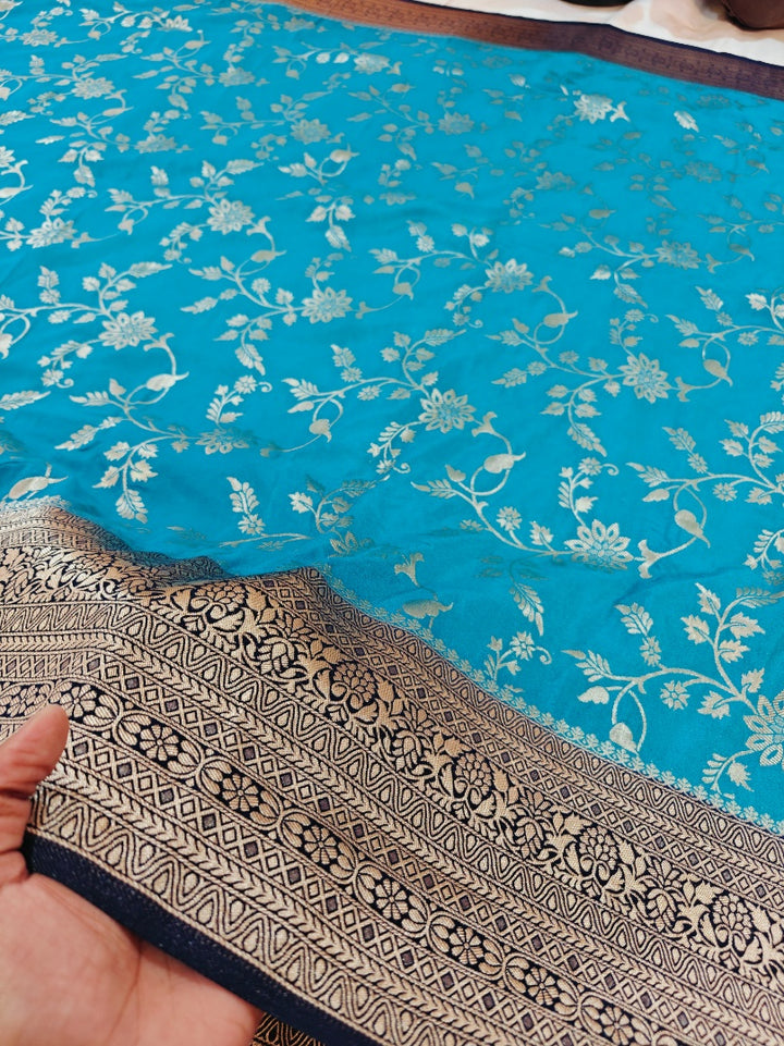 PEARL BLUE SAREE WITH NAVY BLUE KHADDI GEORGETTE