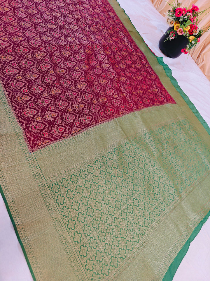 KHADDI GEORGETTE IN GARNET MULTICOLOUR DESIGN WITH PARROT GREEN BORDER