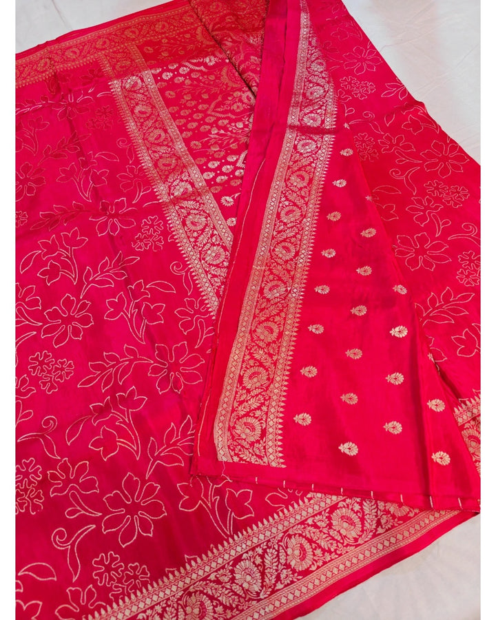 BRIGHT RED COLOUR RUSSIAN SILK PENCIL SKETCH DESIGN