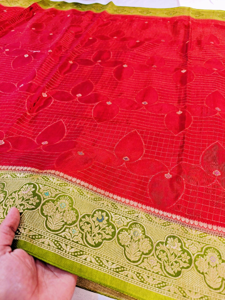 VISCOS SILK IN RED WITH MEHENDI GREEN COLOUR