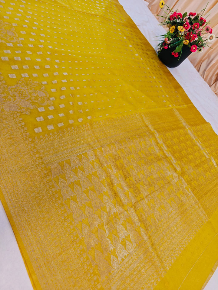 GOLD COLOUR AUTHENTIC KHADDI GEORGETTE