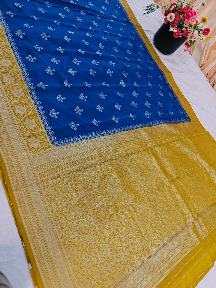 BLUE WITH GOLD BORDER PAPER SILK