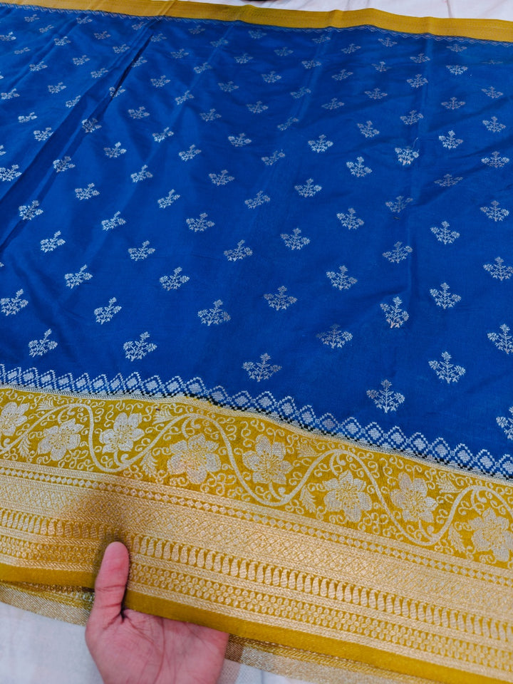 BLUE WITH GOLD BORDER PAPER SILK