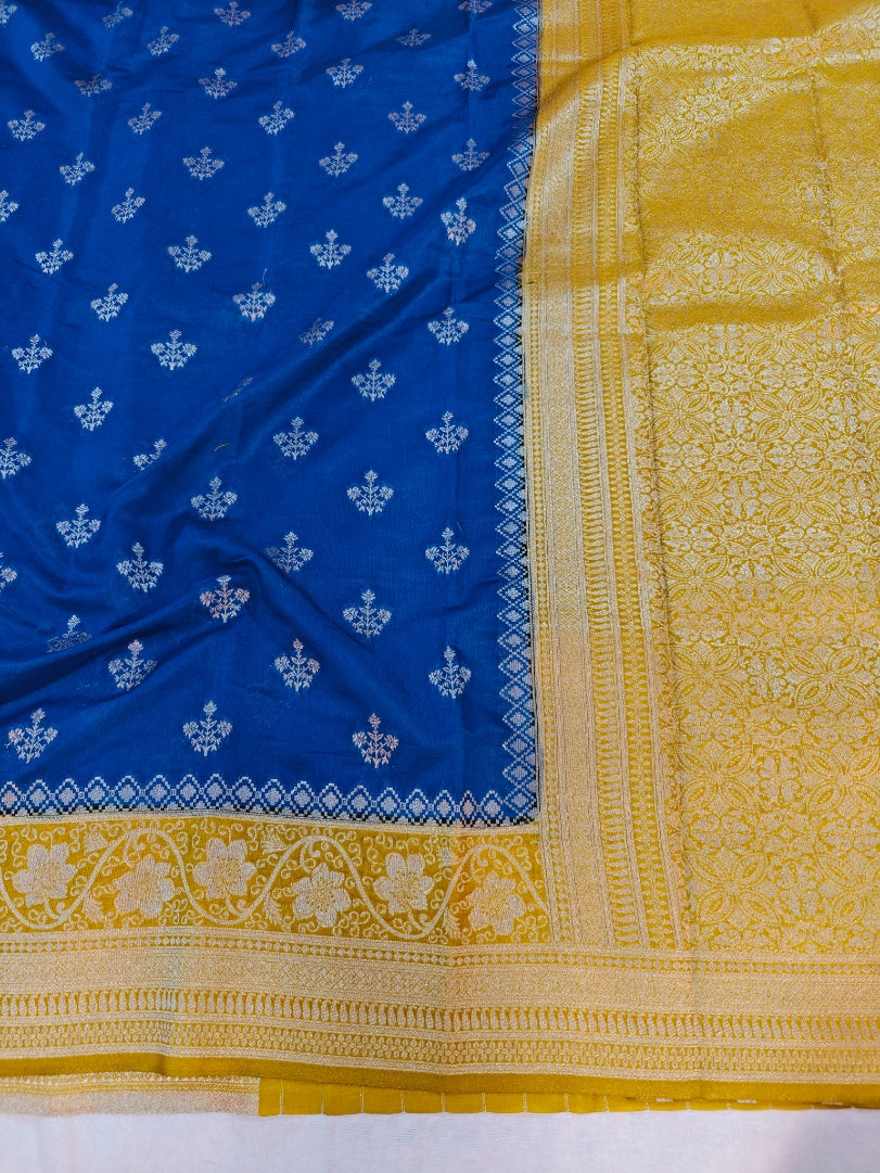 BLUE WITH GOLD BORDER PAPER SILK