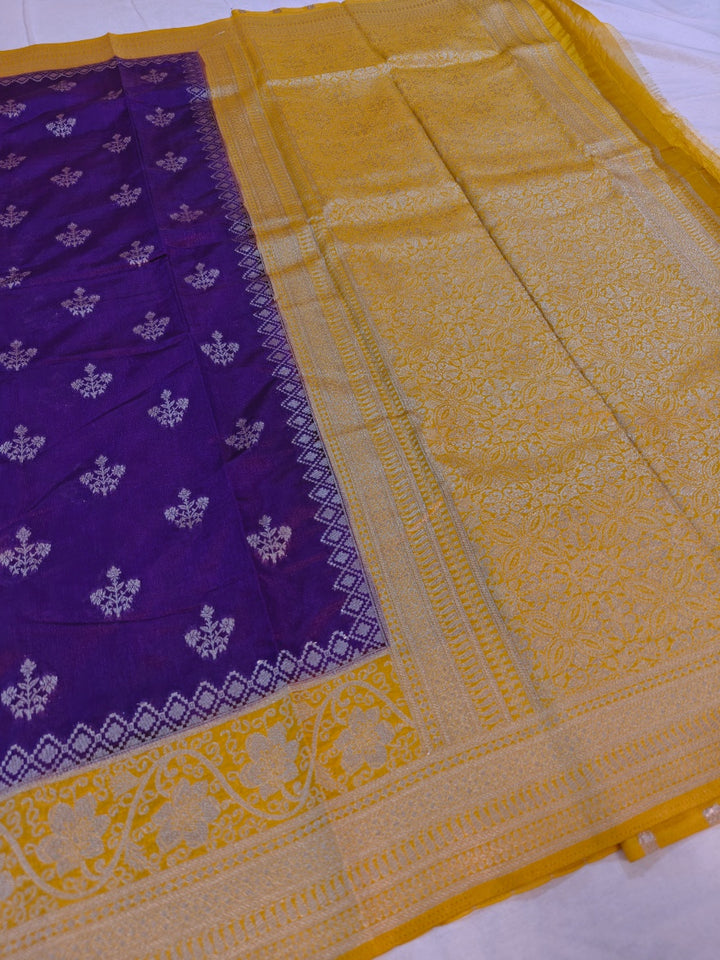 INDIGO PAPER SILK WITH GOLD BORDER