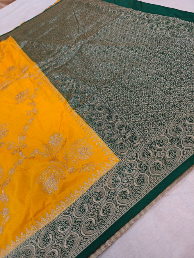 GOLD RUSSIAN SILK WITH BOTTLE GREEN BORDER