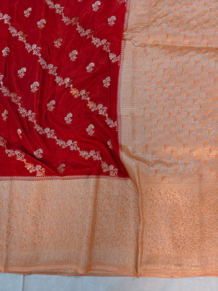 RED RUSSIAN PREMIUM VISCOS WITH IVORY BORDER