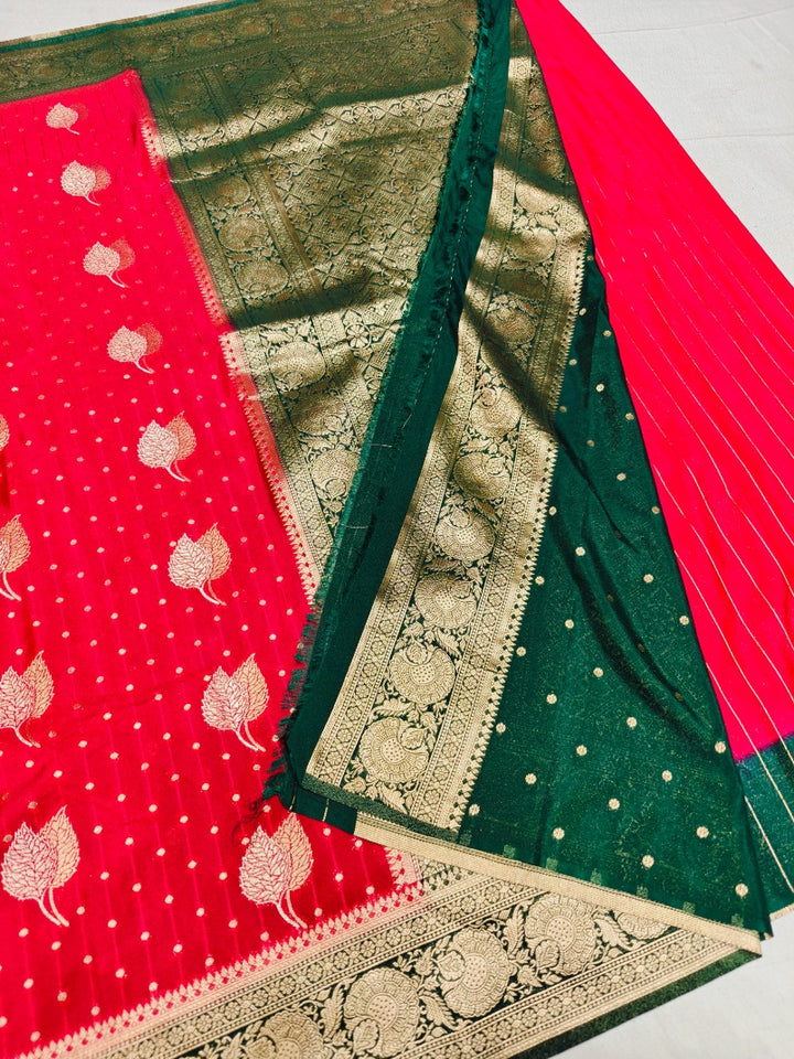 RED COLOUR KHADDI GEORGETTE WITH BOTTLE GREEN BORDER