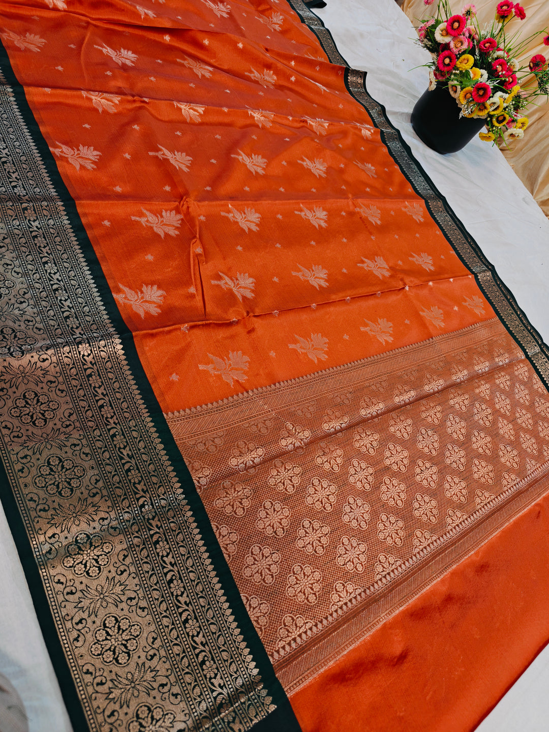 ORANGE COLOUR BOOTI WITH BOTTLE GREEN BORDER