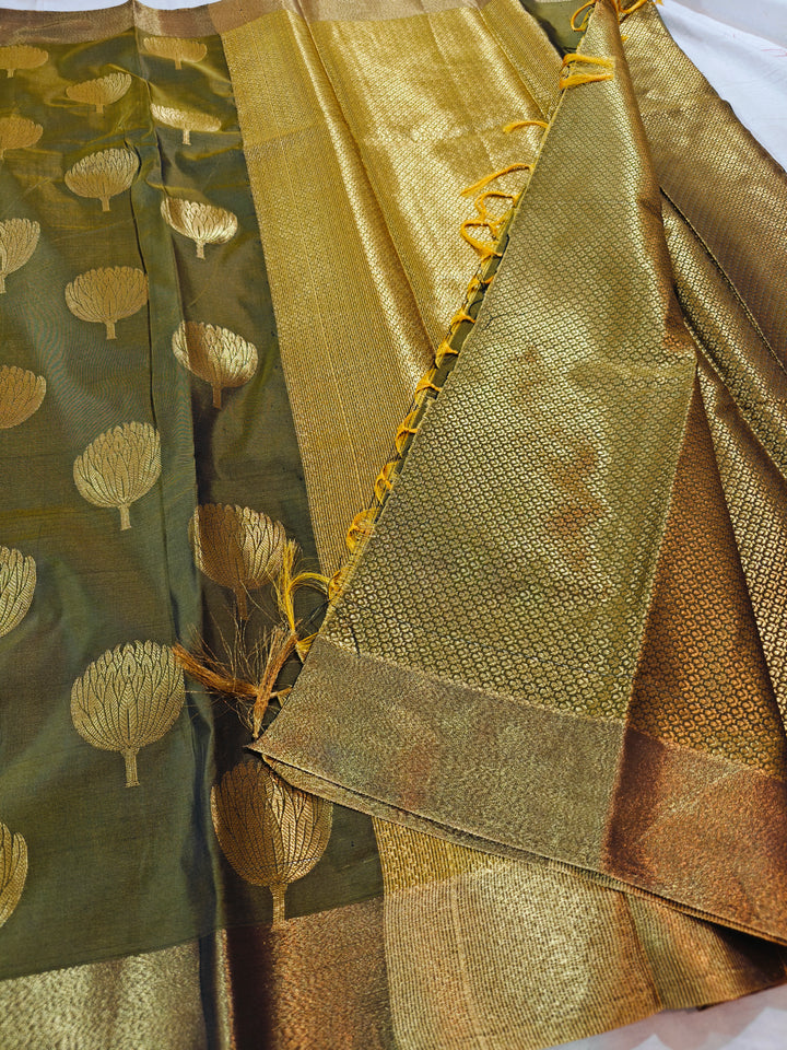DHAANI GREEN COLOUR BANARASI SOFT PATTU SILK