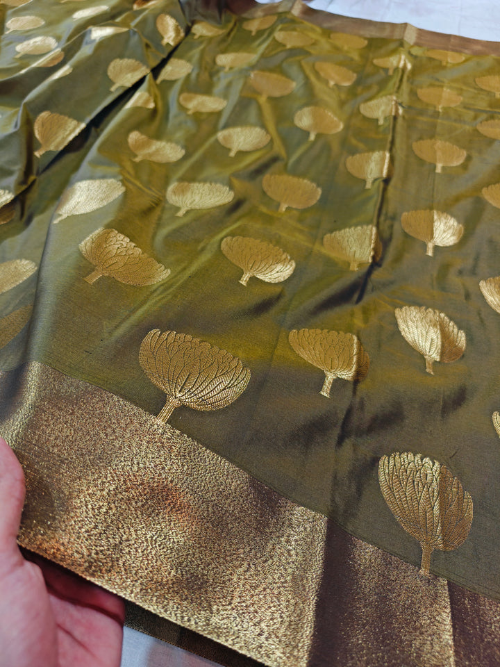 DHAANI GREEN COLOUR BANARASI SOFT PATTU SILK