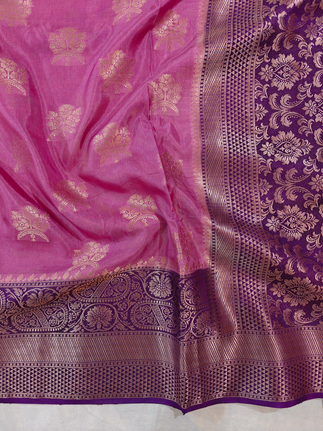 LAVENDER RUSSIAN SILK WITH MAGENTA BORDER