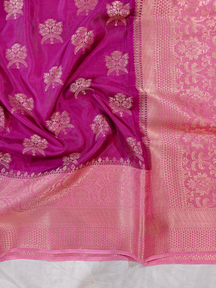 MAGENTA RUSSUAN SILK WITH BABY PINK BORDER