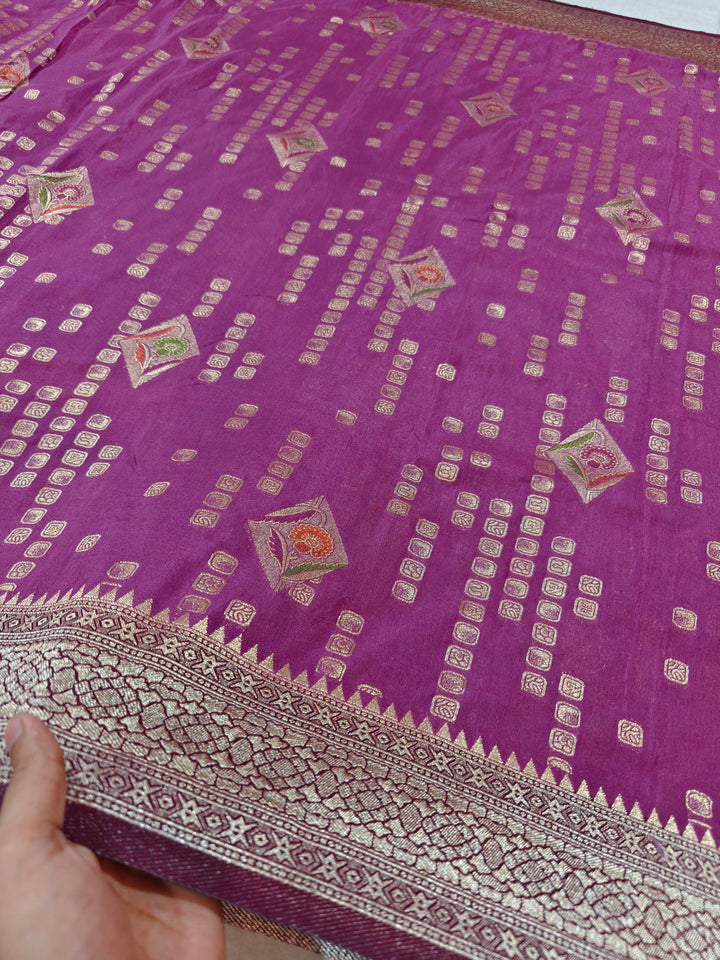 LAVENDER KHADDI GEORGETTE WITH GARNET BORDER