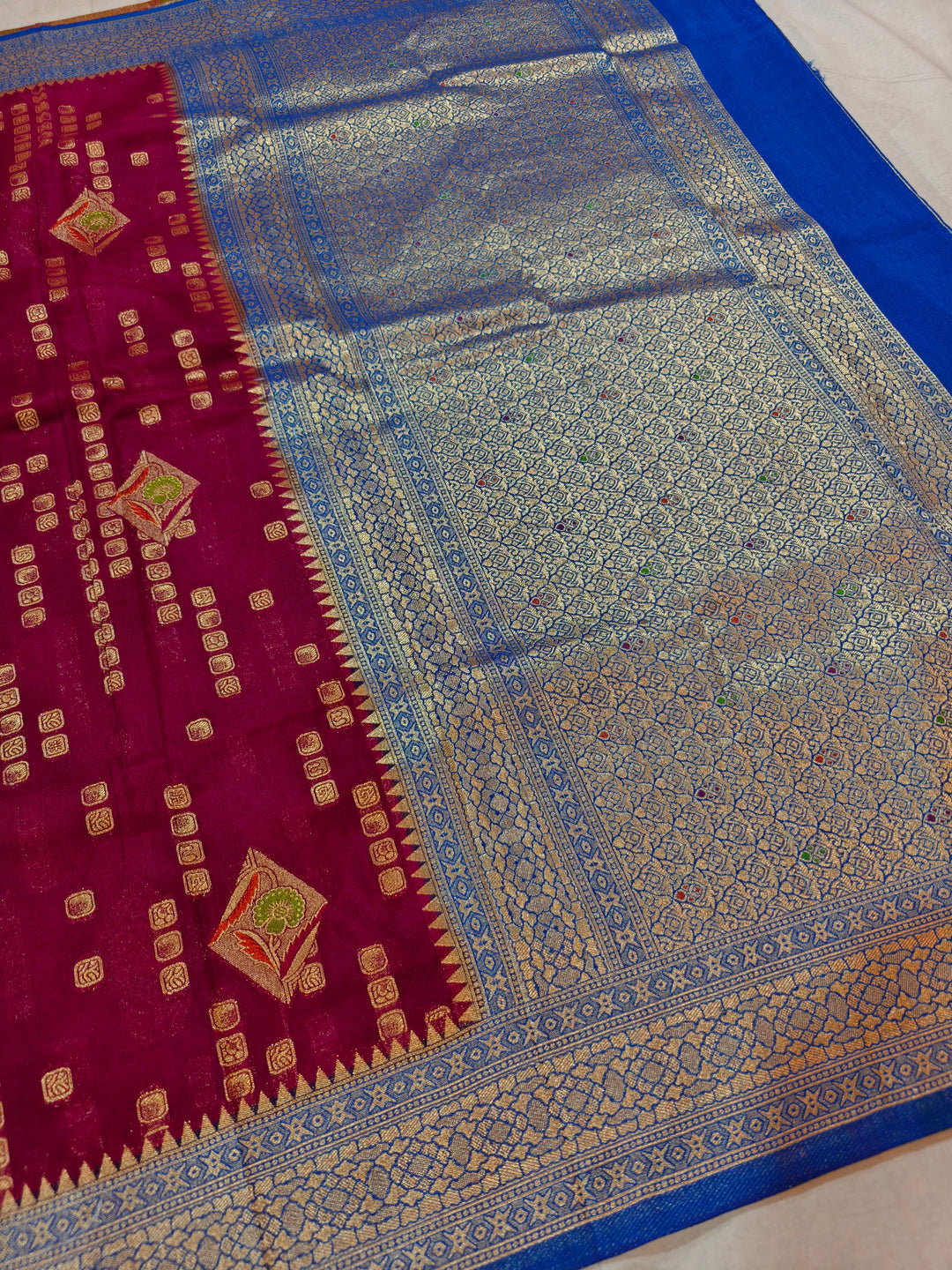 GARNET COLOUR KHADDI GEORGETTE WITH ROYAL BLUE BORDER