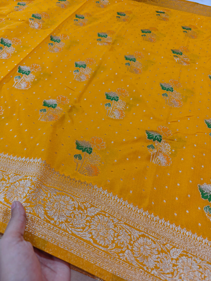 MUSTARD GOLD KHADDI GEORGETTE WITH PANCHRANG BOOTA