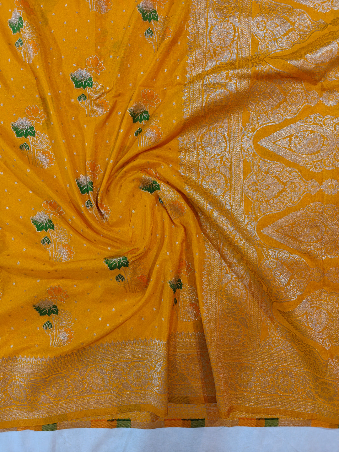 MUSTARD GOLD KHADDI GEORGETTE WITH PANCHRANG BOOTA