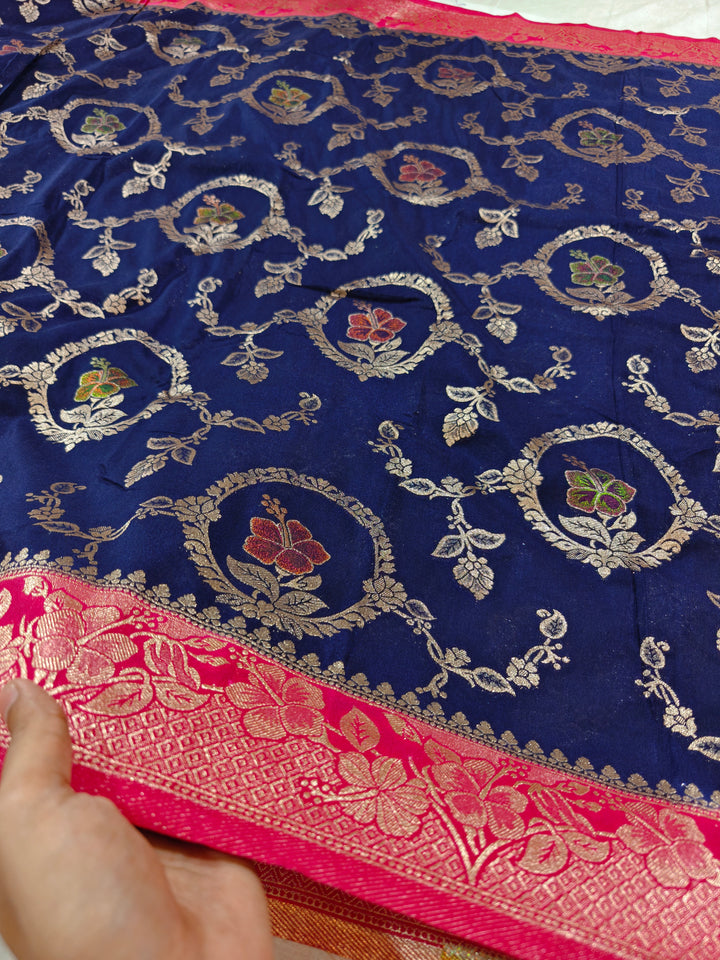 KHADDI GEORGETTE IN NAVY BLUE WITH CHERRY RED BORDER