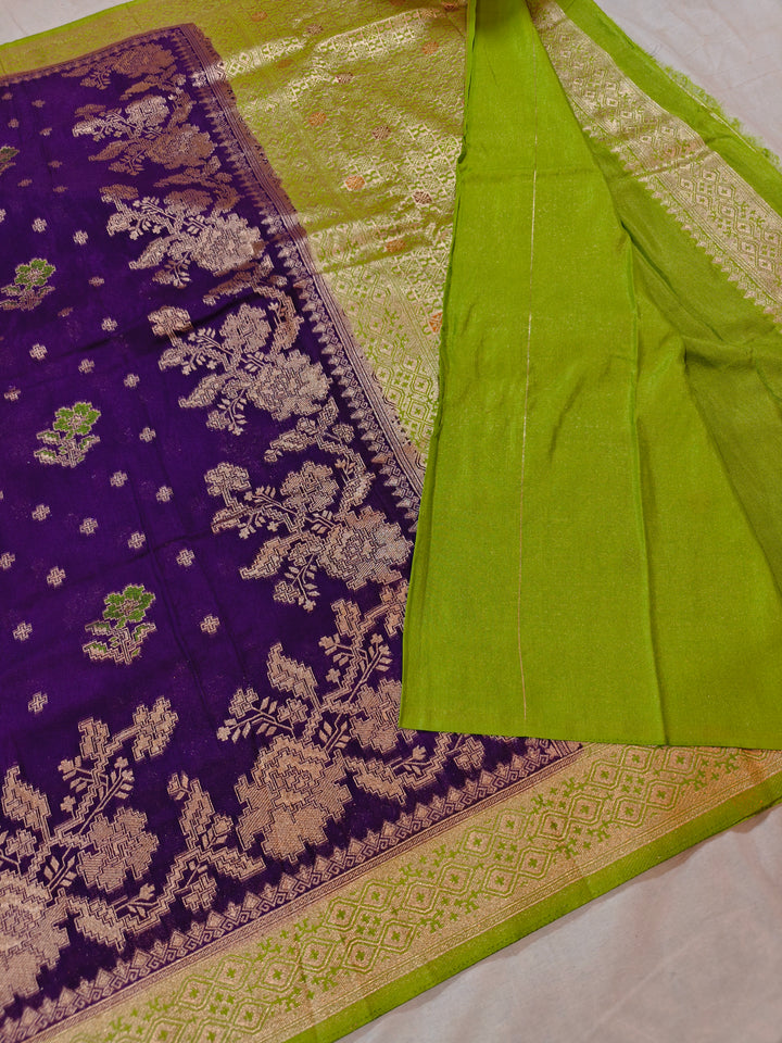 KHADDI GEORGETTE INDIGO COLOUR WITH PARROT GREEN BORDER