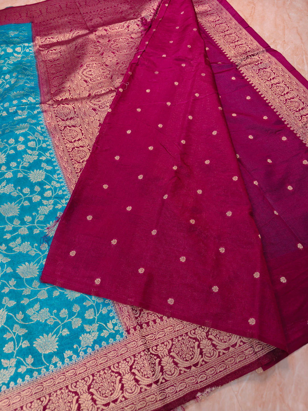 PAPER SILK IN FEROZI WITH GARNET BORDER