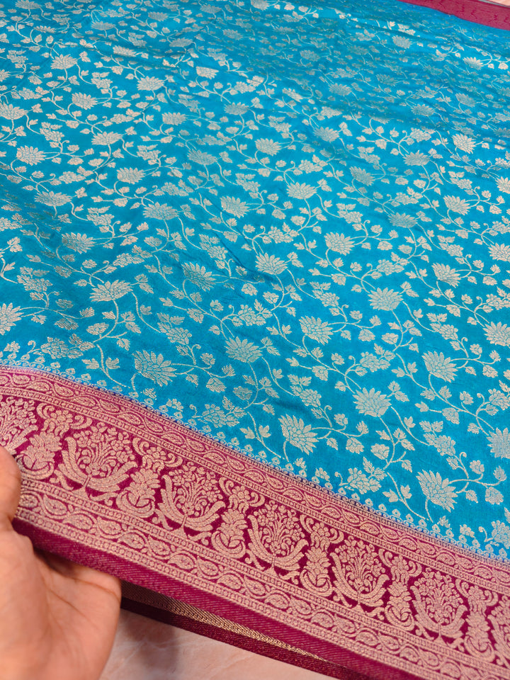 PAPER SILK IN FEROZI WITH GARNET BORDER