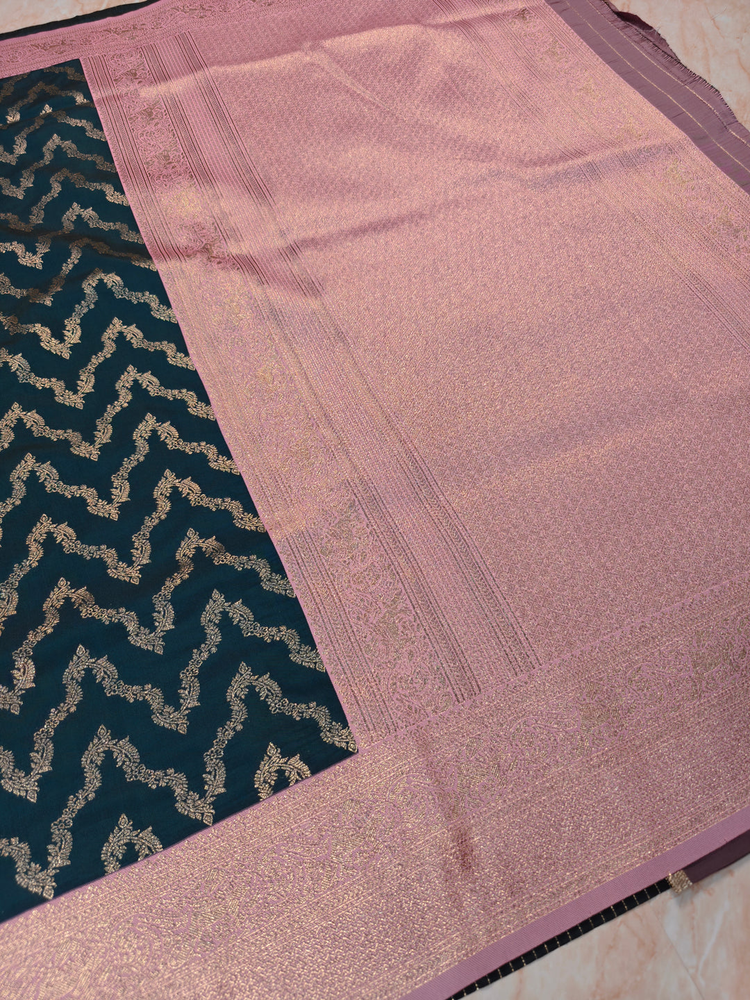 BANARASI KATAN SILK IN BOTTLE GREEN WITH BABY PINK