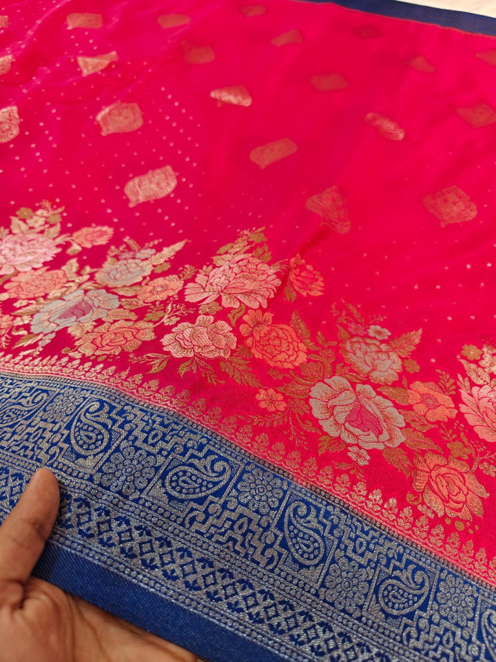 RANI COLOUR KHADDI GEORGETTE WITH BLUE BORDER