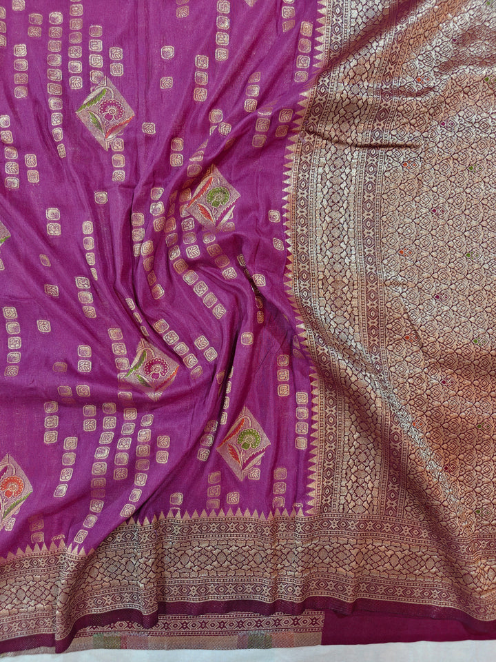 LAVENDER KHADDI GEORGETTE WITH GARNET BORDER