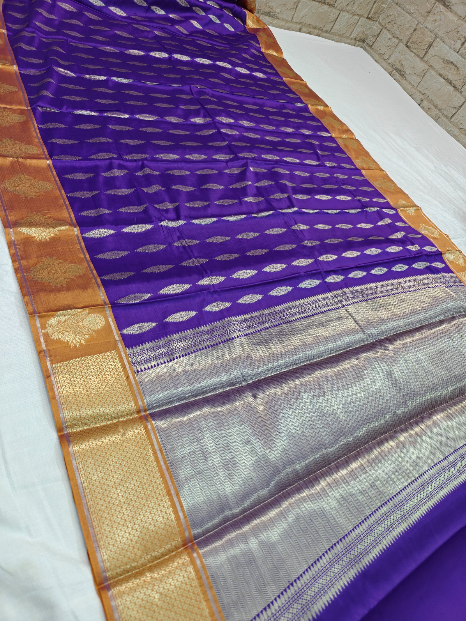 SATIN SILK KATAN PATTu