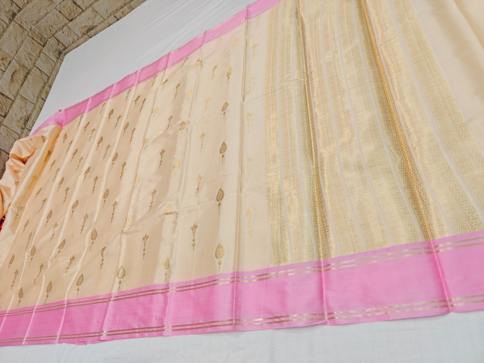 SATIN SILK KATAN PATTu