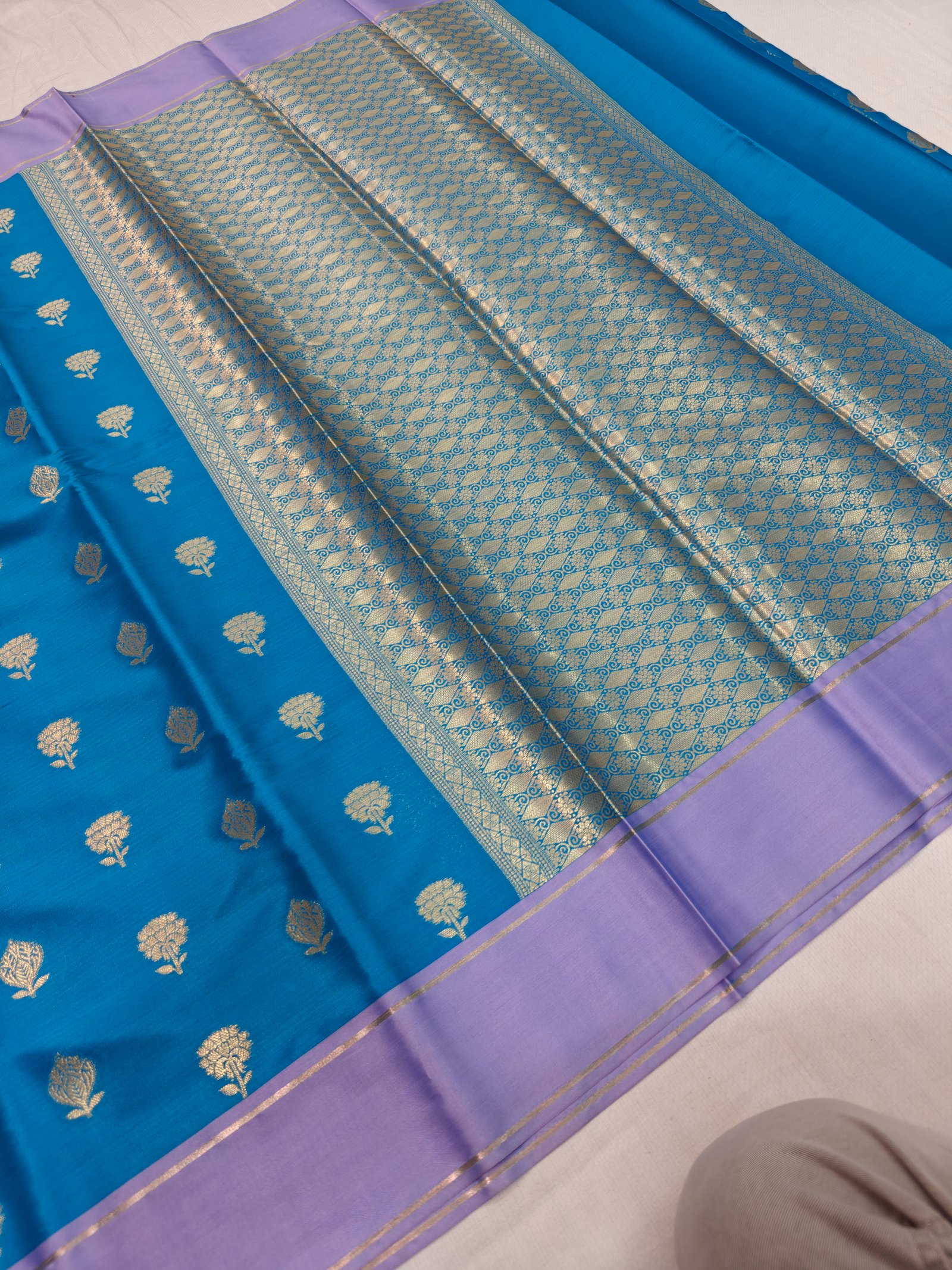 SATIN SILK KATAN PATTu