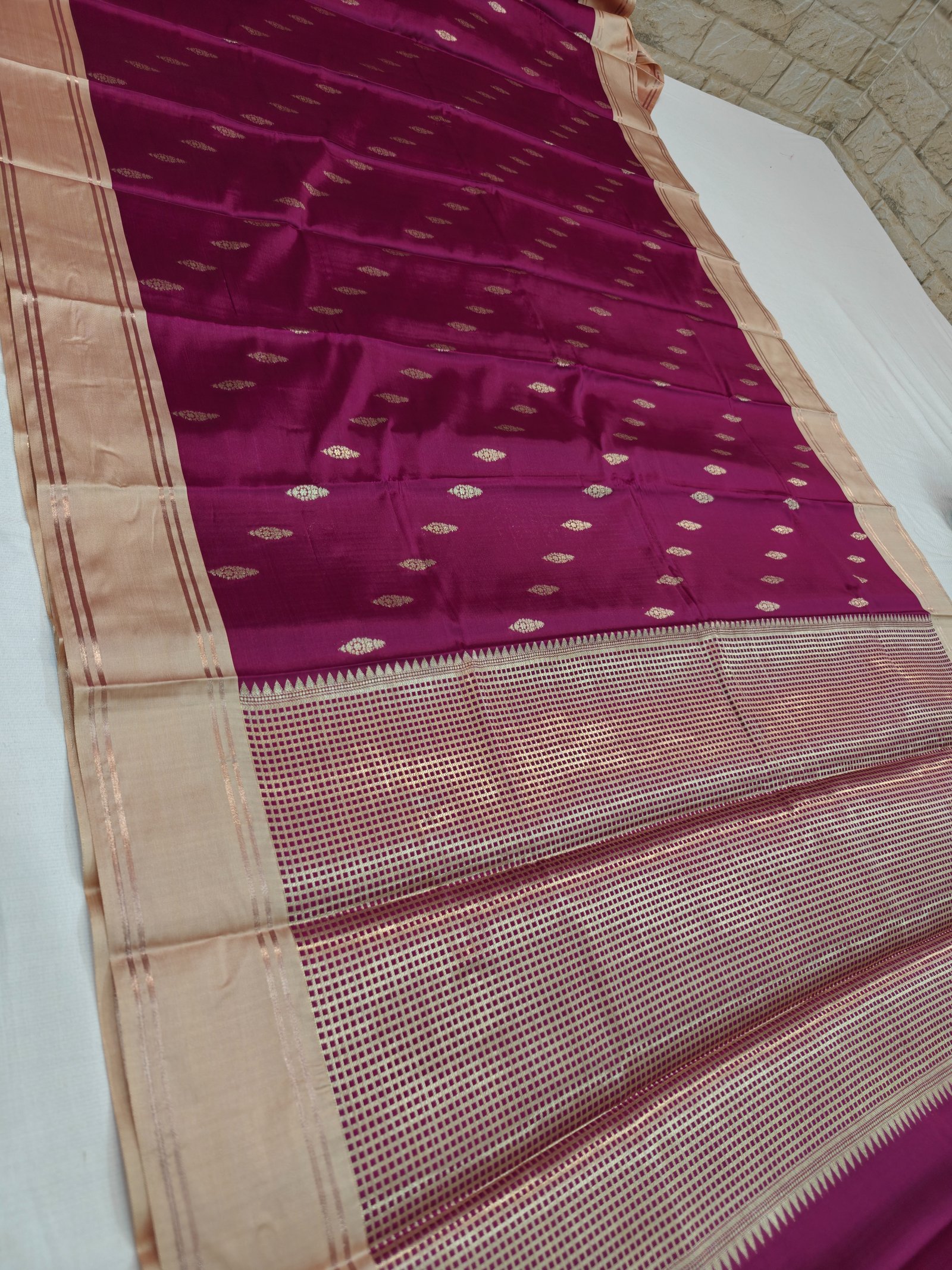 SATIN SILK KATAN PATTu