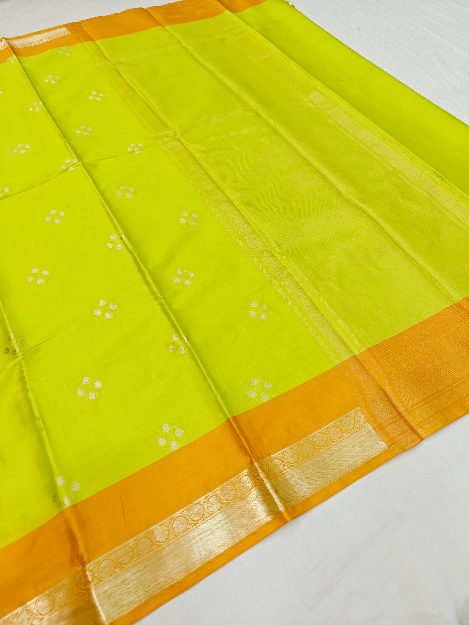SATIN SILK KATAN PATTu