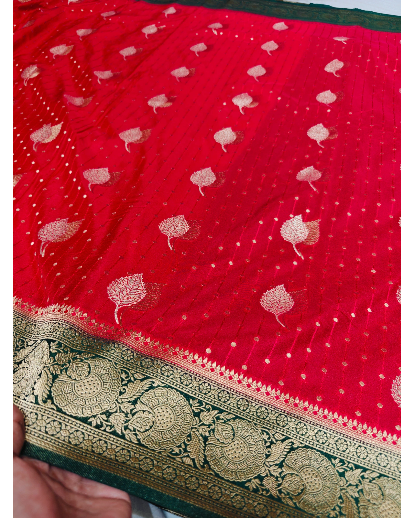KHADDI GEORGETTE WITH ZARI MOTIFs