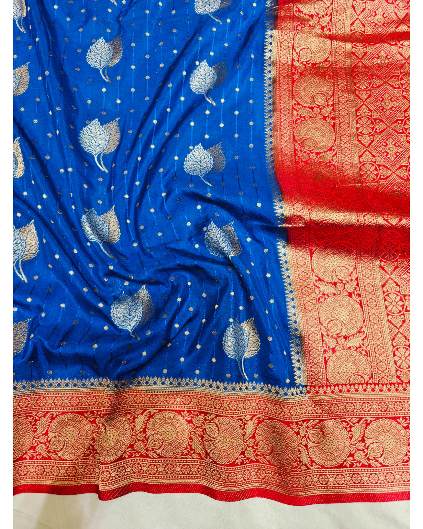 KHADDI GEORGETTE WITH ZARI MOTIFs