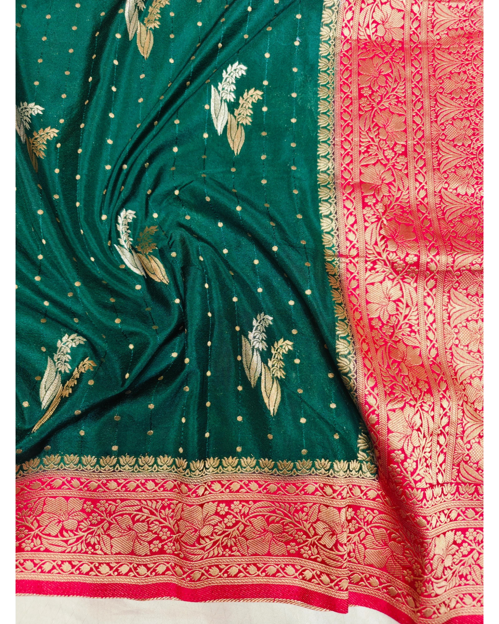 KHADDI GEORGETTE WITH ZARI MOTIFs