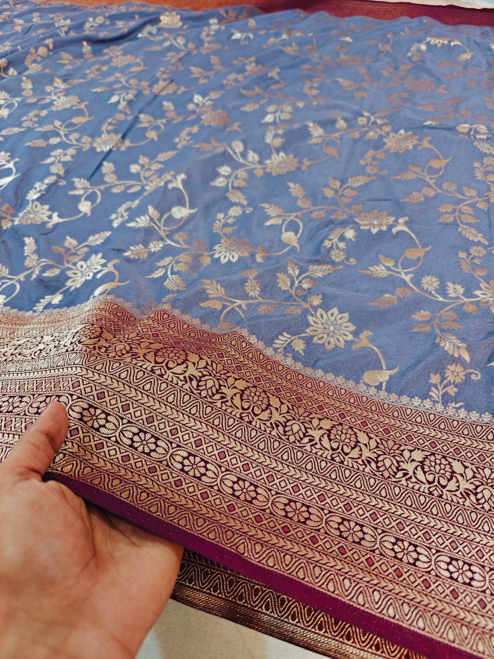 KHADDI GEORGETTE WITH ZARI MOTIFs