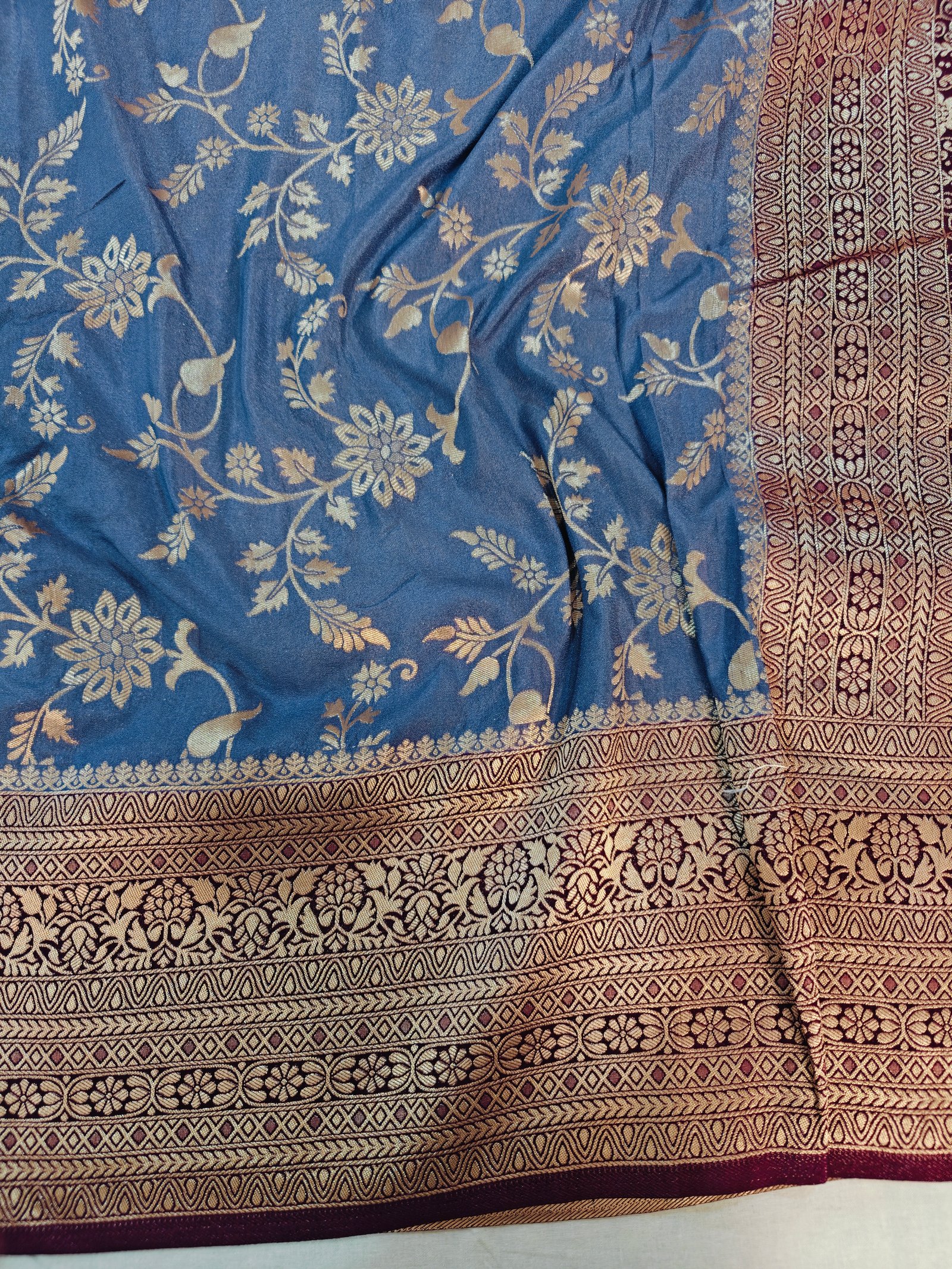 KHADDI GEORGETTE WITH ZARI MOTIFs